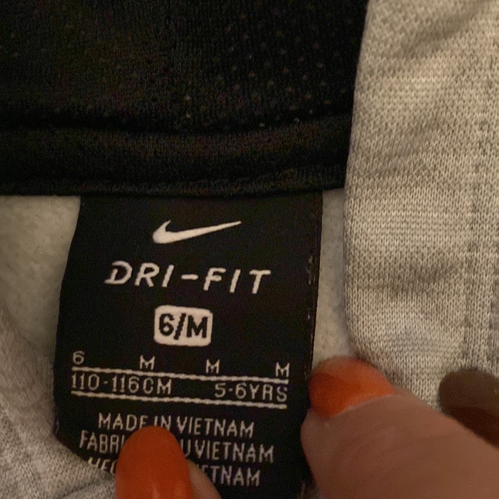 Nike jacket - Picture 2 of 3